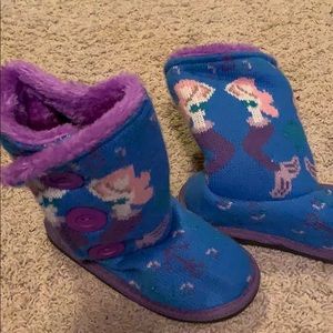 Mukluks boots🧜🏻‍♀️